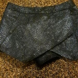 Skort